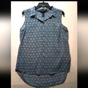 H & M Womens Blouse Button Sleeveless Collared Size 10